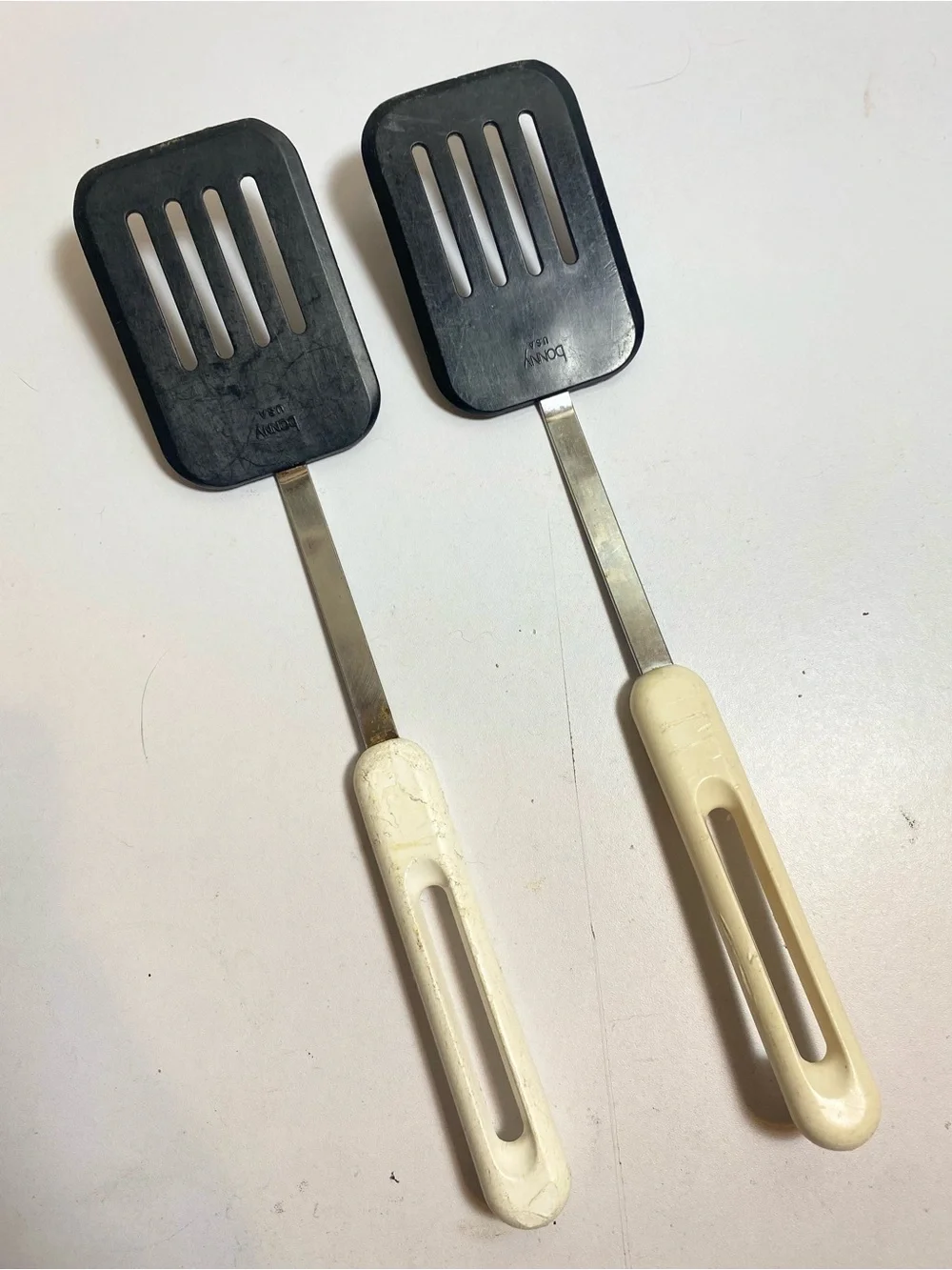 VTG Bonny USA Slotted Turner Spatulas Set of 2 Black Heads White Plastic Handles